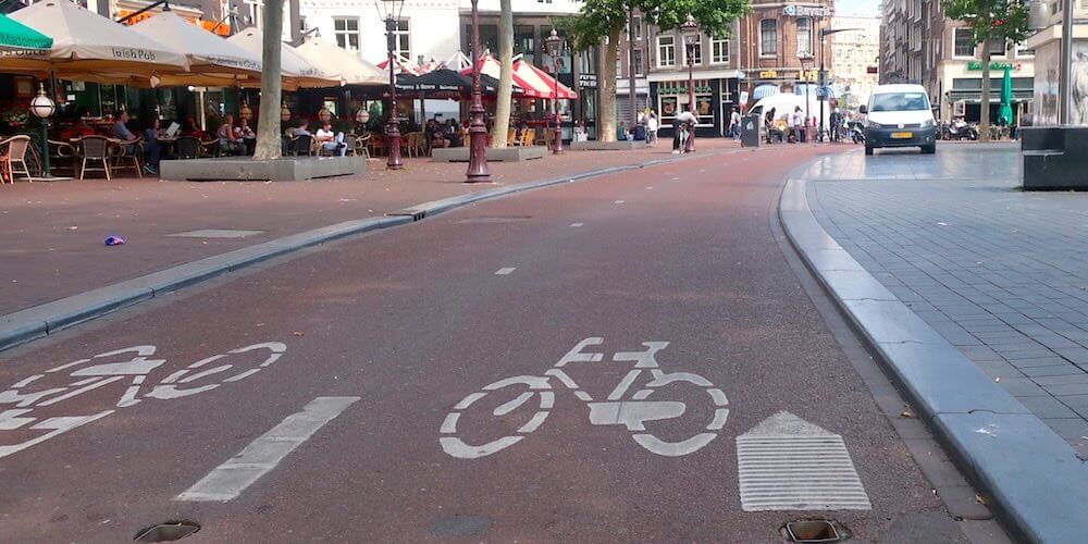 bike-lanes-amsterdam