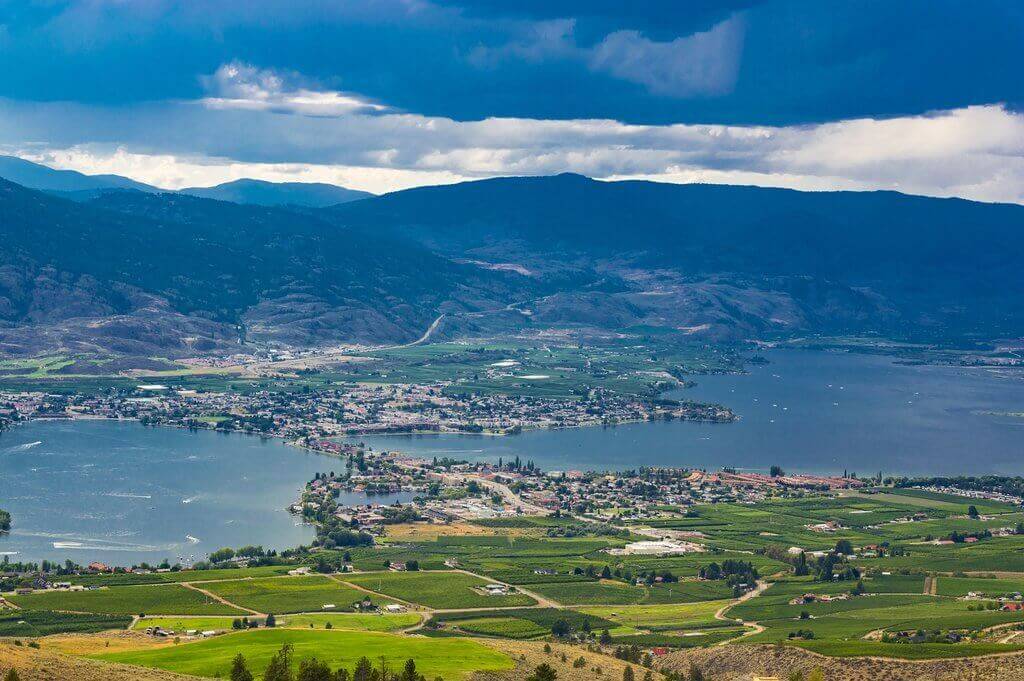 Best-Places-To-Go-In-Canada-During-Summer-The-Okanagan-Valley-British-Columbia