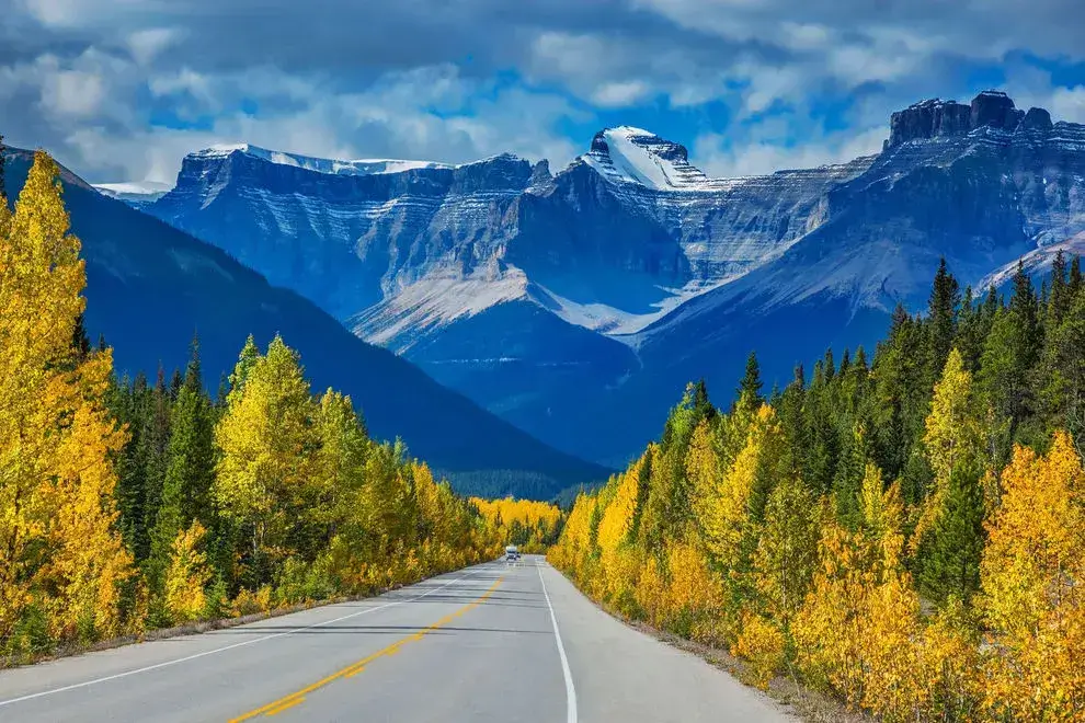 beautiful-roads-Canada
