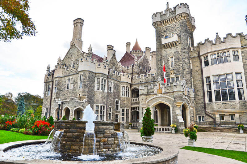 Toronto-Has-The-Only-Castle-In-North-America