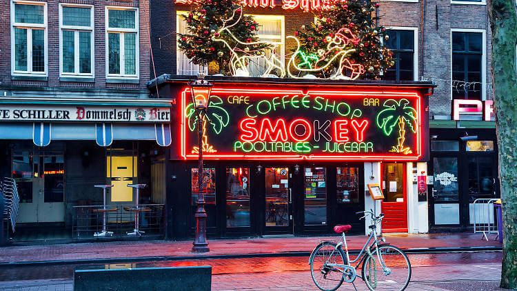 7-Best-Coffee-Shops-In-Amsterdam