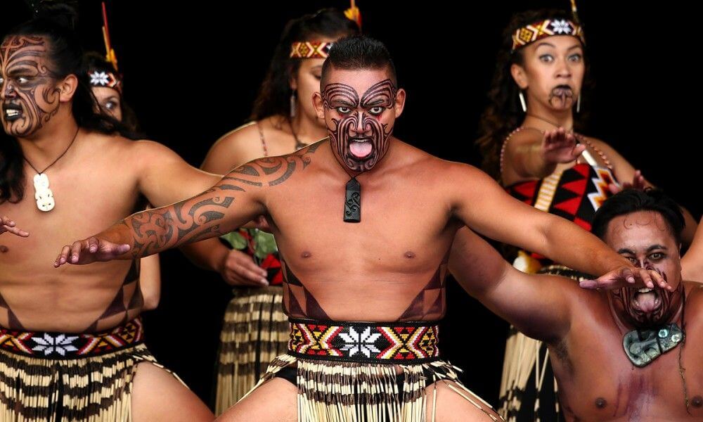 The-Haka-And-Poi -Maori-Dance