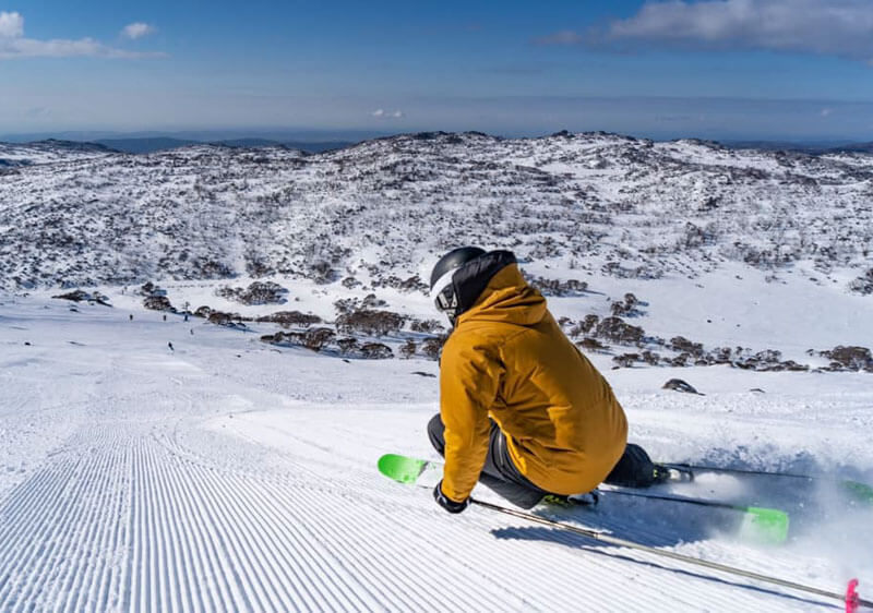 Ski-down-the-snowy-peaks-australia