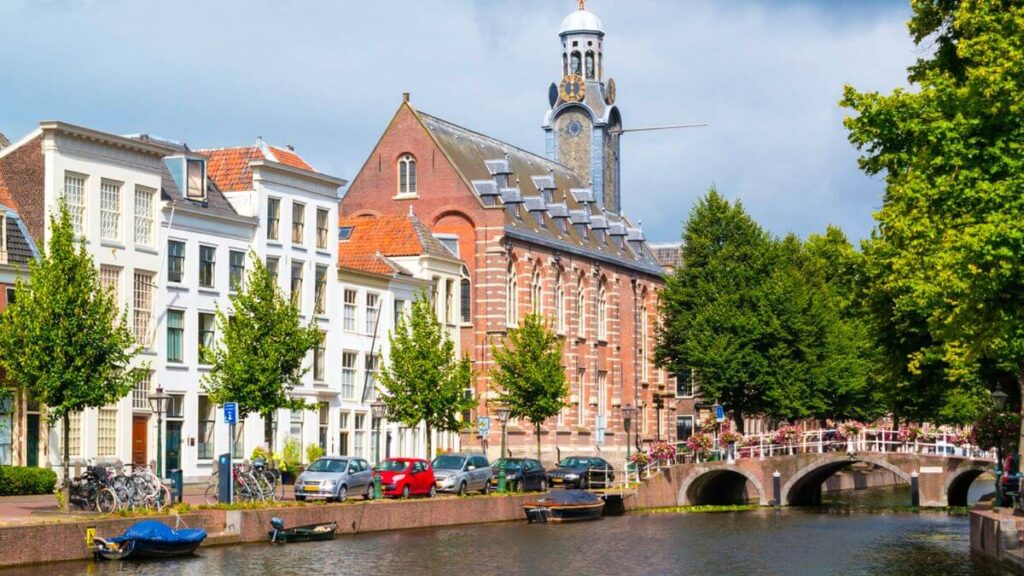 Leiden-University