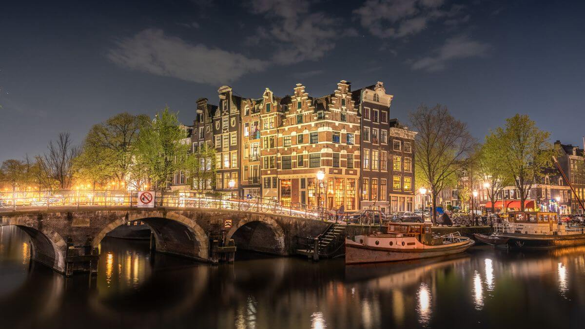 Amsterdam-at-night