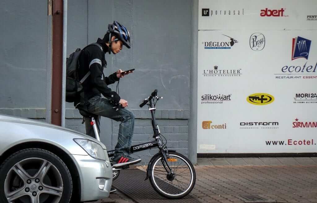 Ban-On-Using-Phone-When-Riding-In-Amsterdam