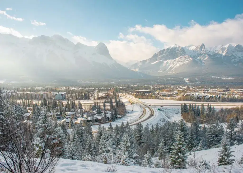 Canmore-town-Alberta-winter