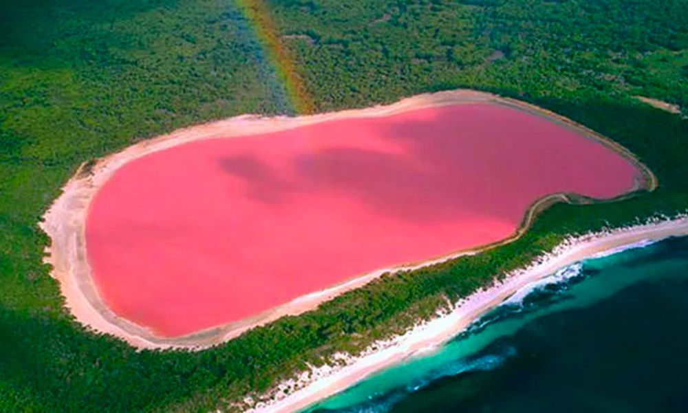 pink-lakes-australia