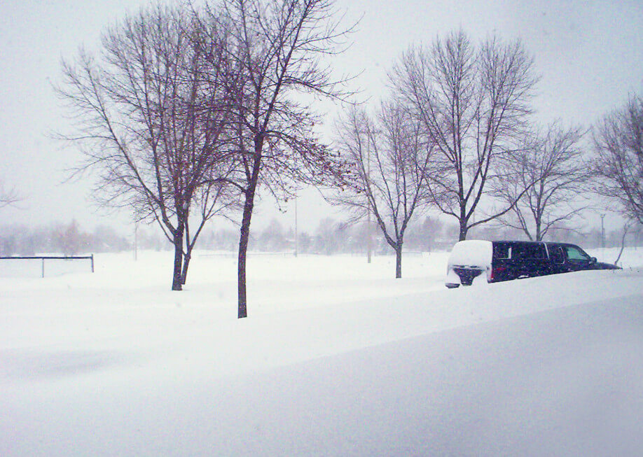 Ontario-Snowmageddon-2010