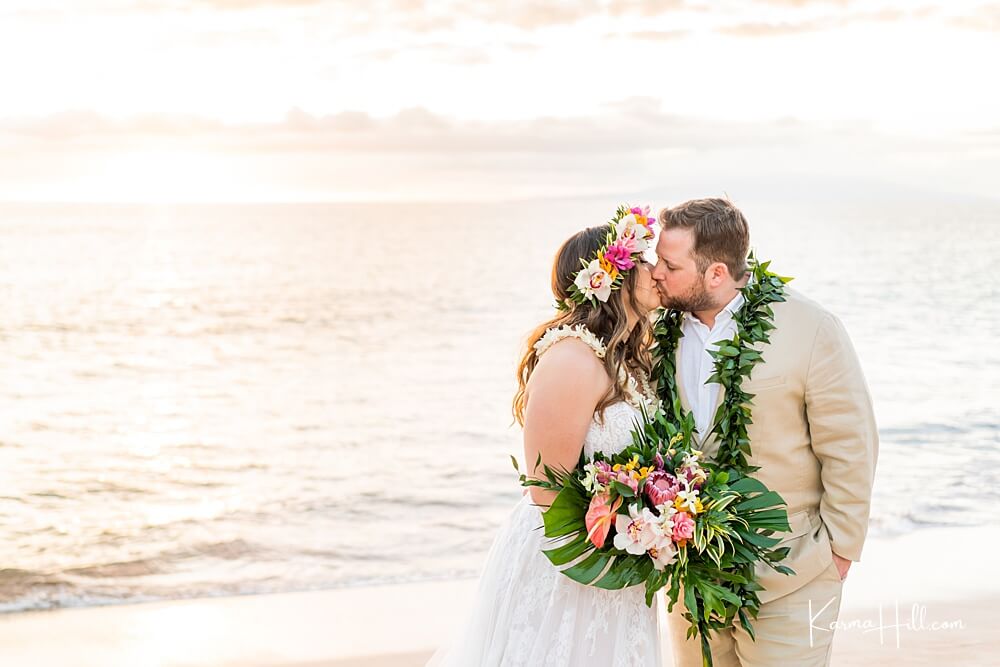 Hawaiian-Wedding