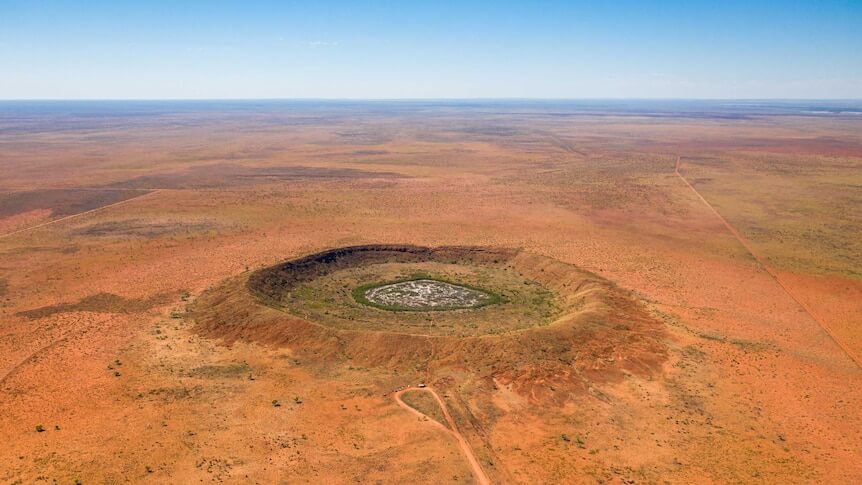 Wolfe-Creek-Crater-australia
