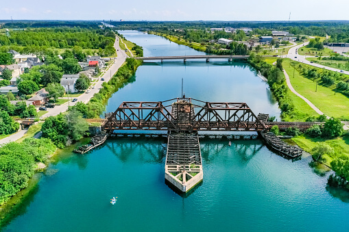 Over-Welland-Canal-canada