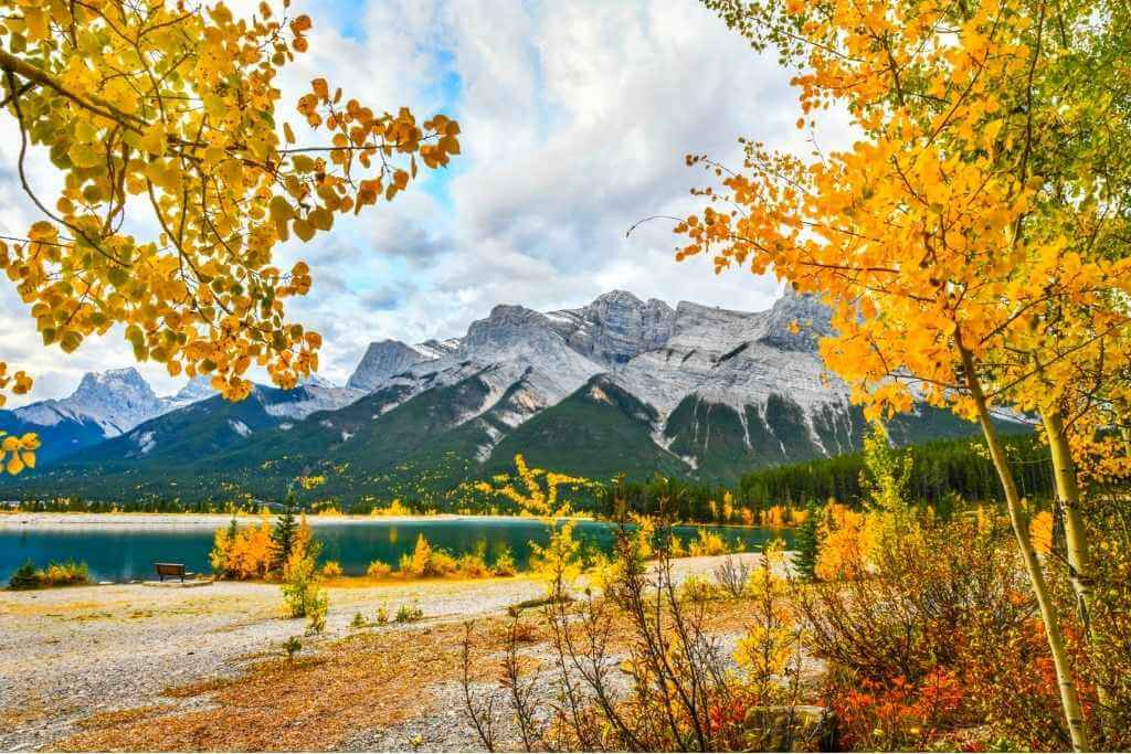 Alberta-Lake-fall
