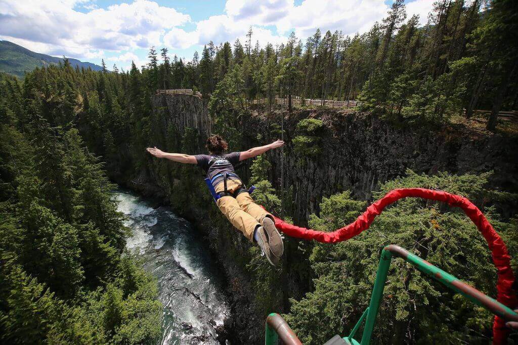 Bungee-Jumping-activities-whistler 