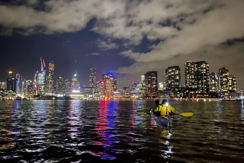moonlight-kayak-things-to-do-in-melbourne-at-night