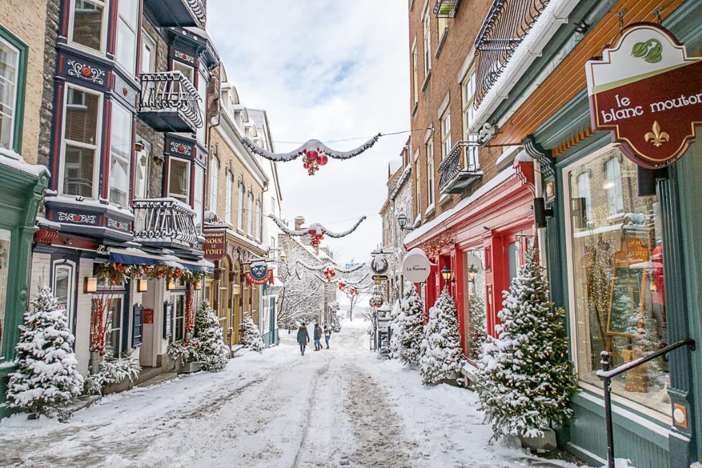 Old-Quebec-Winter-Wonderland