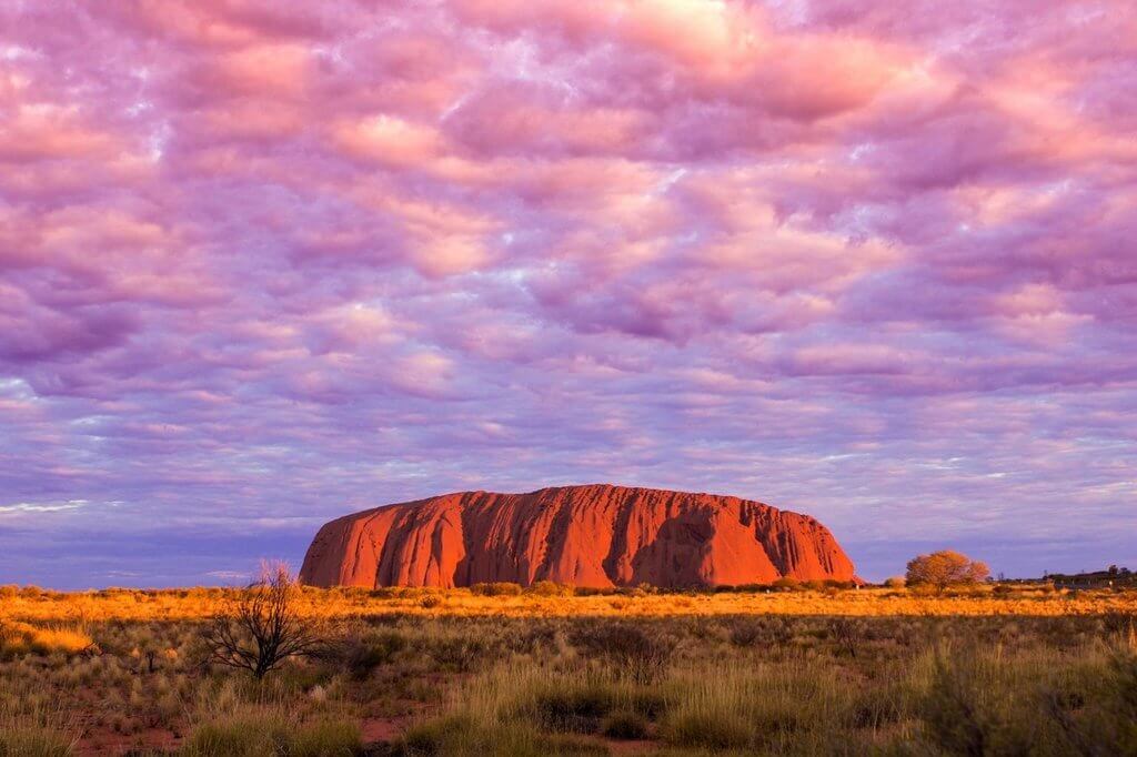 Why-Is-Uluru-Always-Red?-What-Give-Uluru-Its-Red-Color?