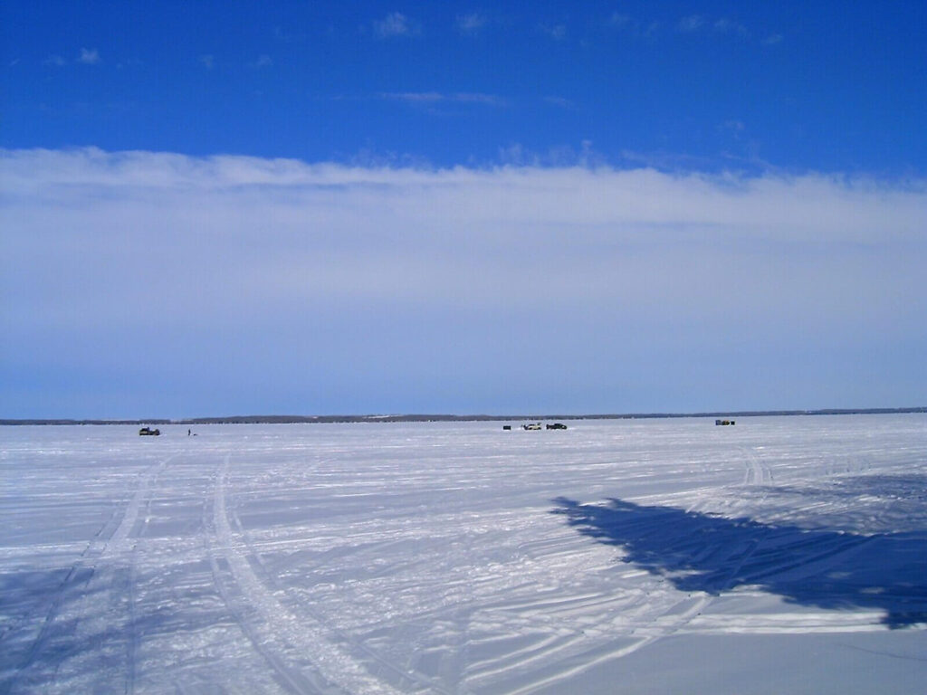 pigeon-lake-best-Ice-fishing-lakes-in-Alberta