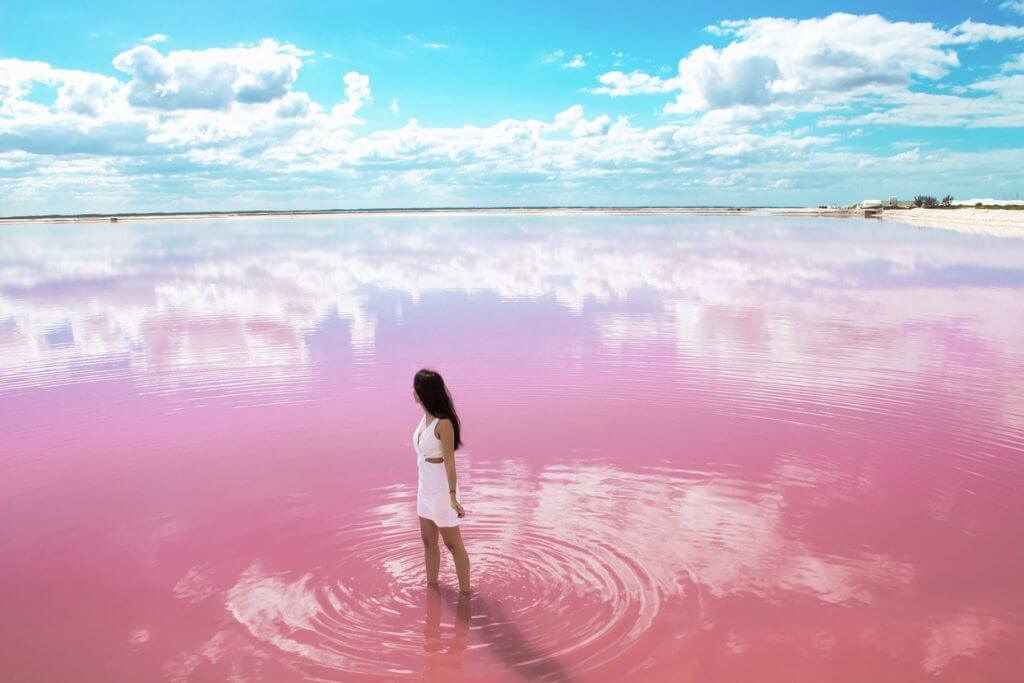 Can-You-Swim-in-The-Pink-Lake