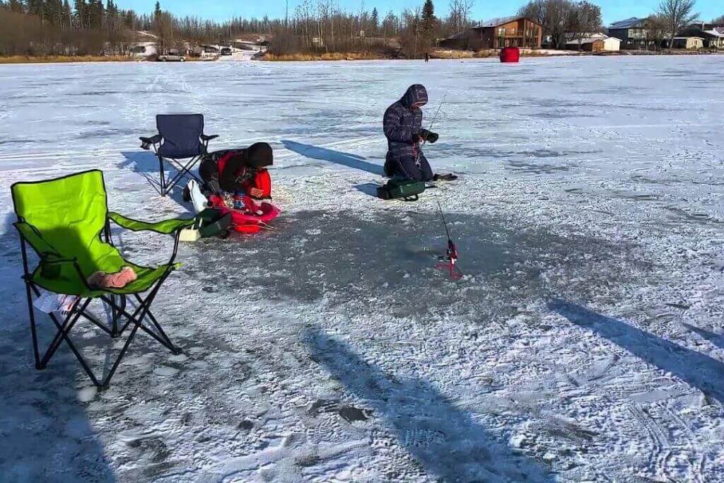 Wizard-Lake-ice-fishing