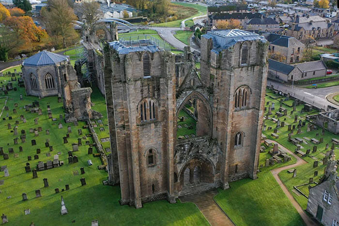elgin-cathedral-smallest-town-in-scotland
