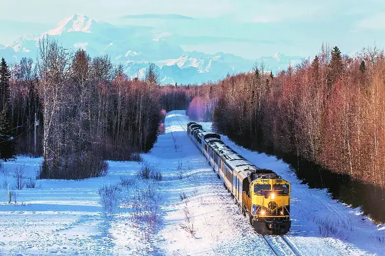Seattle-Canadian-Rockies-Winter-train
