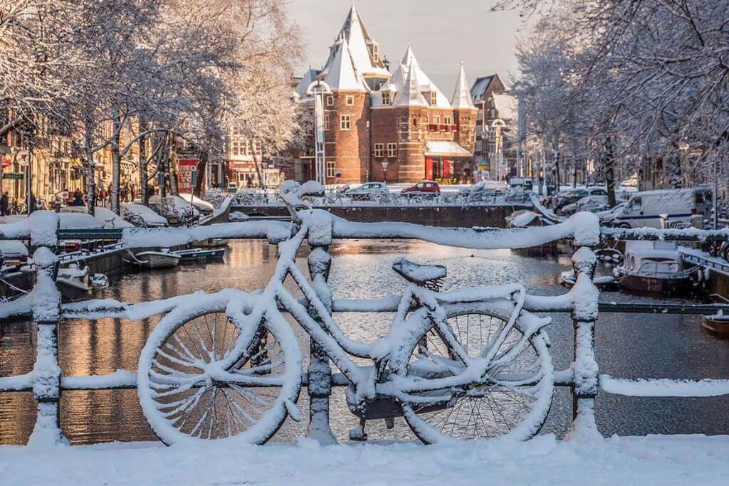 amsterdam-on-ice