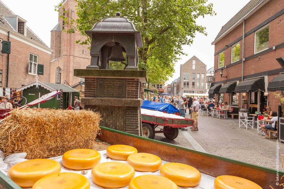 Woerden-cheese-market