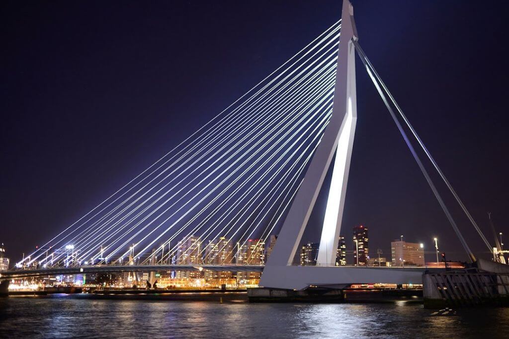 rotterdam-erasmusbrug-Erasmus-Bridge