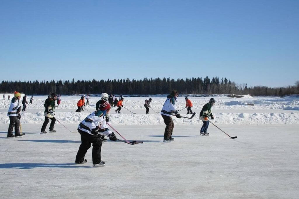 Hay-River-Pond-Hockey-Tournament