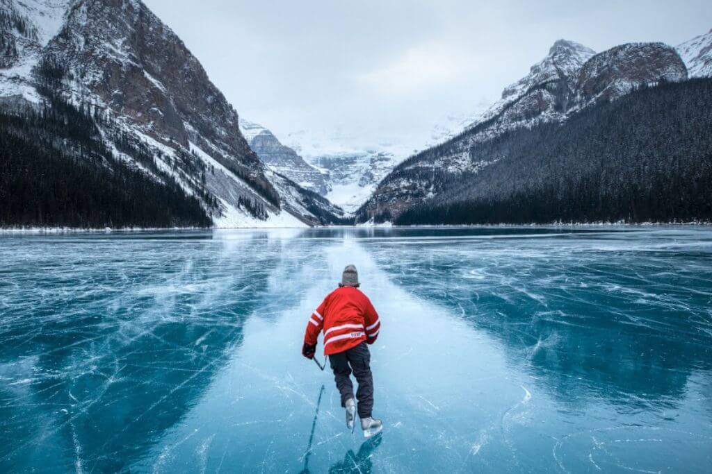 ice-skating-lake-louise