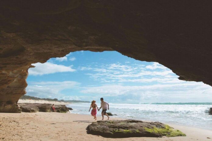 caves-beach-nsw