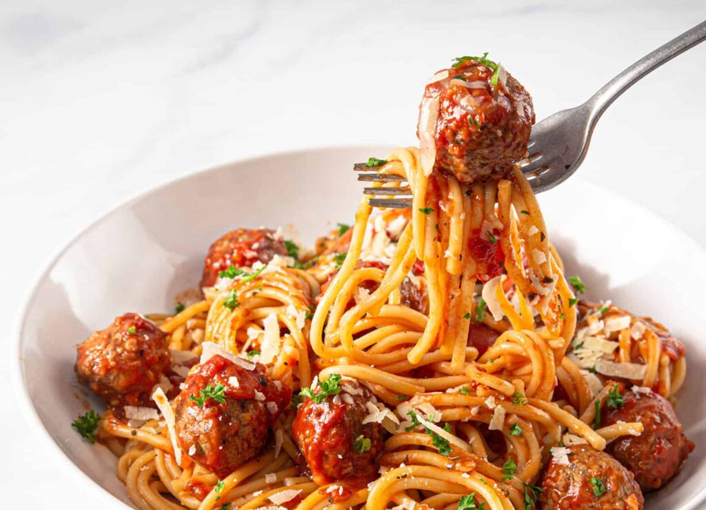 Spaghetti-With-Meatballs