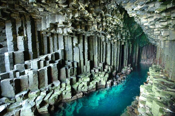 Fingal's-Cave