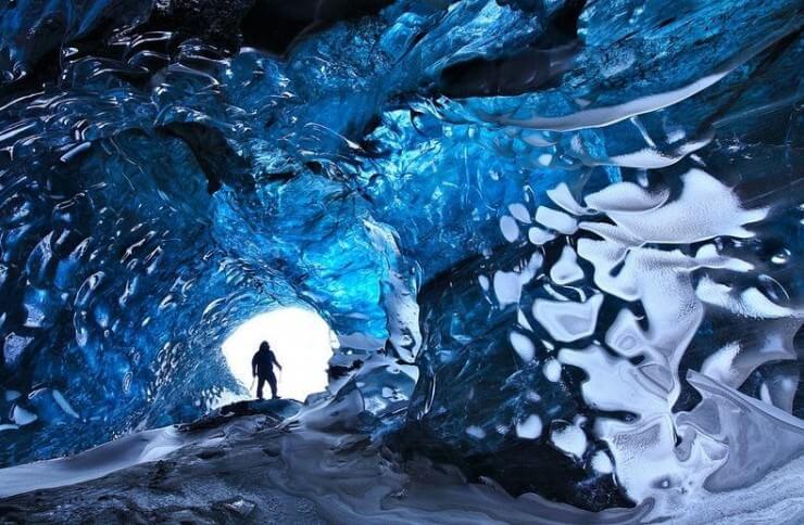 Ice-cave-canada