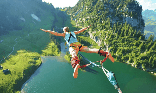 new-zealand-bungee-jumping
