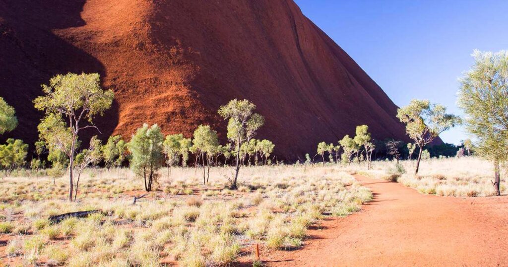 Uluru-interesting-facts