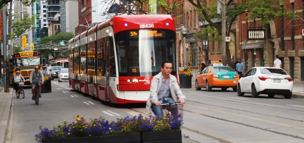 Toronto-Public-Transportation