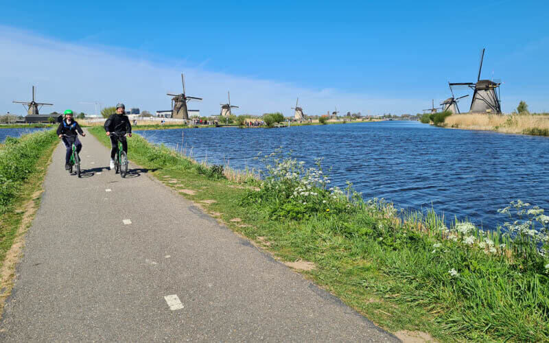Things-That-Will-Get-You-A-Fine-When-Cycling-In-The-Netherlands