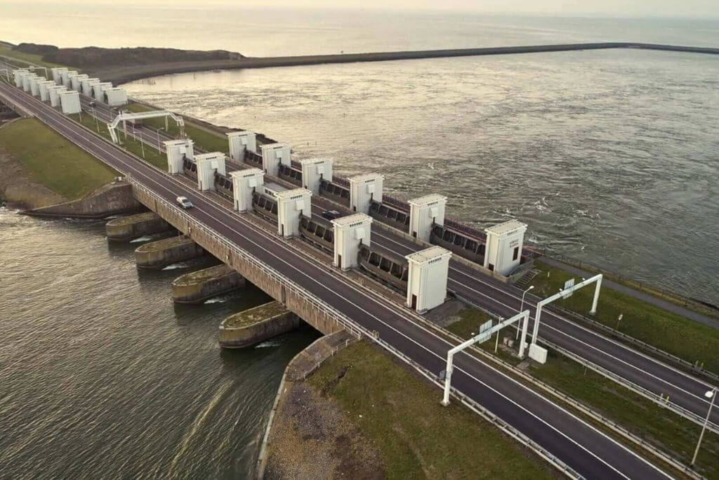 Afsluitdijk-Netherlands