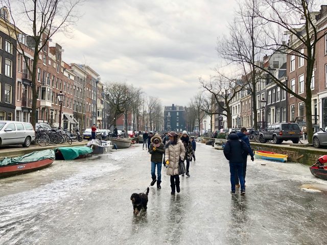 walk-on-ice-amsterdam