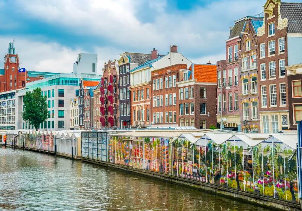 Floating-Flower-Market-amsterdam
