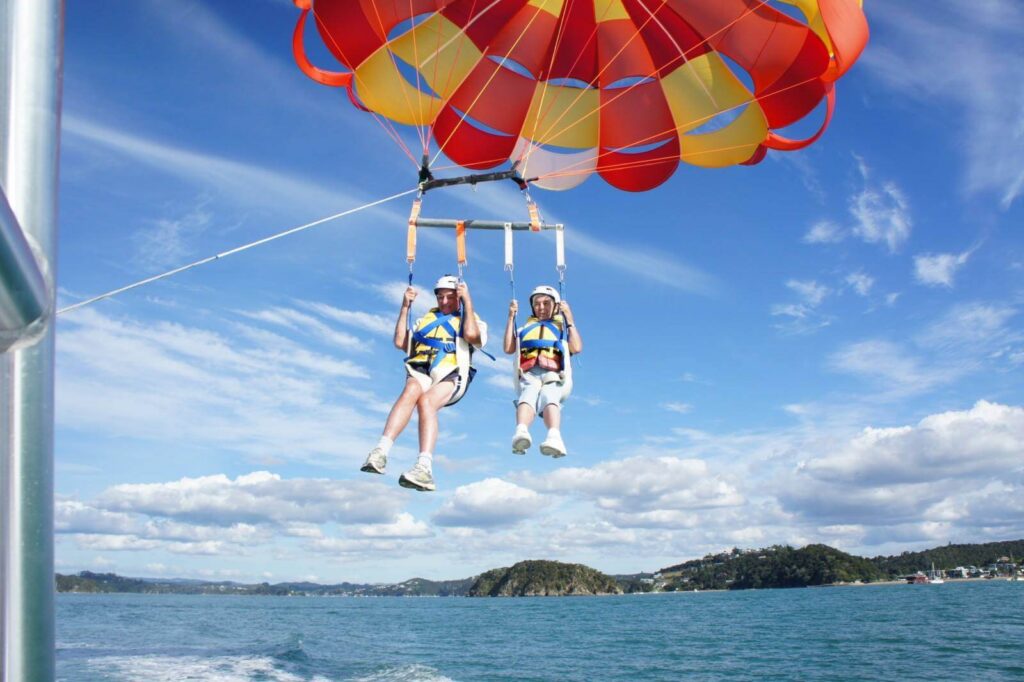 Parasail-Bay-of-Islands-northland-new-zealand