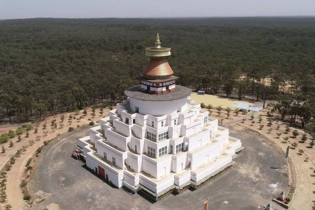 great-stupa-of-universal-compassion