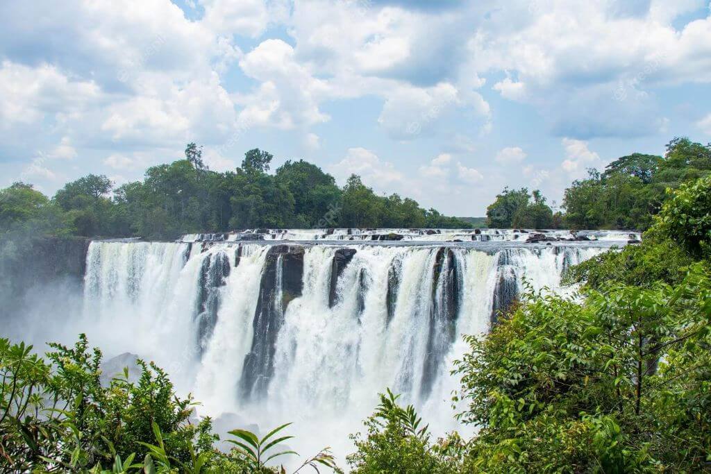 Lumangwe-Falls