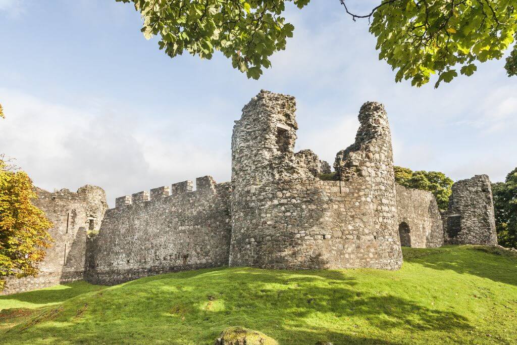 Old-Inverlochy-Castle