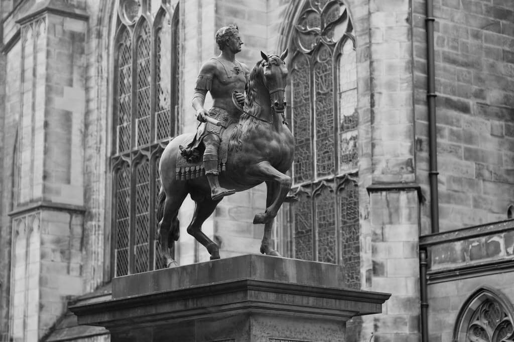 Charles-II-Statue