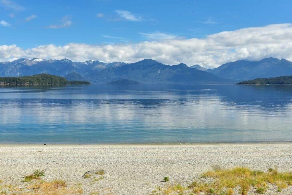 Lake-Manapouri